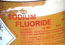 Oklahoma avslutar statligt stödd vattenfluoridering och hänvisar till hälsorisker fluor i dricksvatten Fluor sänker IQ Australian television Christopher Bryson fosterstadiet Hälsorisker kring Kemikalieinspektionen fluoridering av vatten your doctor Fluoride Action Network Fluor kan påverka intelligensen fluoridexponering vattenfluoridering