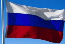 Varför har EU fortfarande sanktioner mot Ryssland? ryssland flagga Ryska ambassaden tyska marinchefen en falskflaggattack Utrikespolitiska institutet anti-gaylag NewsVoice Cryptoruble valpåverkan Fd rysk general Bill Browder Syrien och Iran skenmanöver MSB-rapport