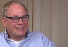 F. William Engdahl i en intervju om Syrien, falskflaggattacker samt Trump och hans band till maffian och CIA Strategin för att sälja Göteborg om sin forskning GMO hotet mot livet geopolitikens Engdahl