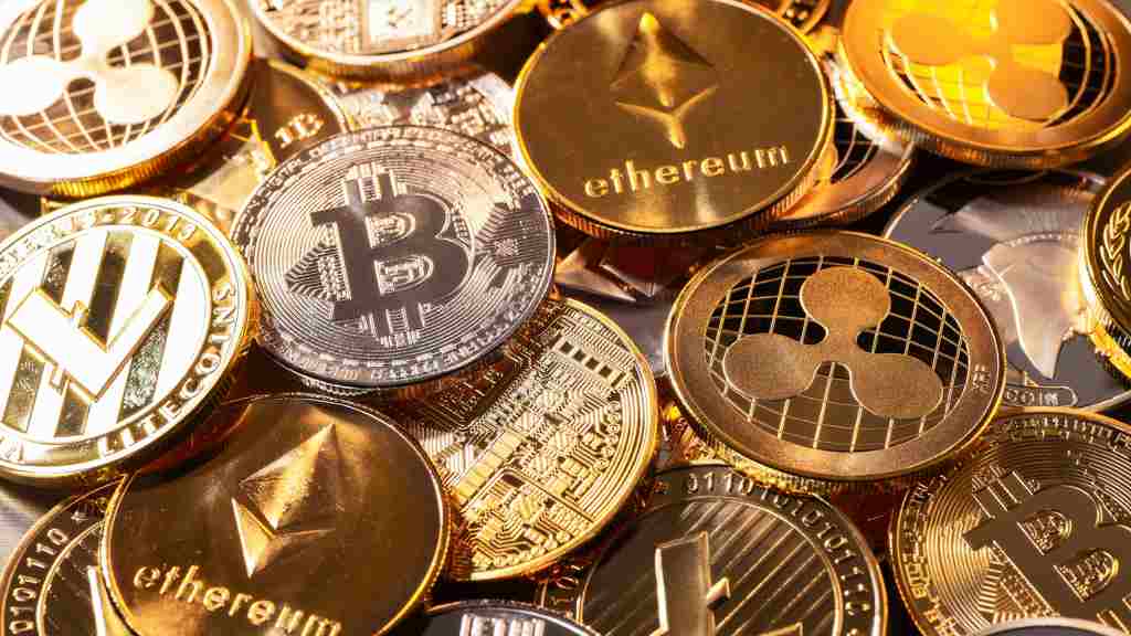 förbjuda kryptovalutor Så investerar du i Bitcoin 2021