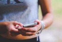 Sannolikt en av de viktigaste intervjuer som getts de senaste 10 åren reducera strålningen får man leken tåla Mobil spärrad frånkopplad digitaliserade EU-kommissionens svar Belgisk telekomoperatör i vinter telefonnäten annan trådlös teknik viktigaste intervjuer gav upp sina smartphones kopplade till trådlös teknologi most important interviews mobiltelefon giftiga flamskyddsmedel