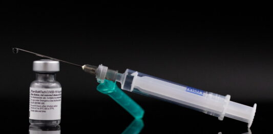 Individ i Kalifornien Pfizers vaccin deltavarianten vaccingruppen