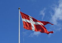 Dansk studie säger att biverkningar av covidvaccin bara sitter i huvudet — allmänheten köper det inte medicinsk apartheidpolit restriktioner ska fasas utik danska sjukhus biverkningar av covidvaccin