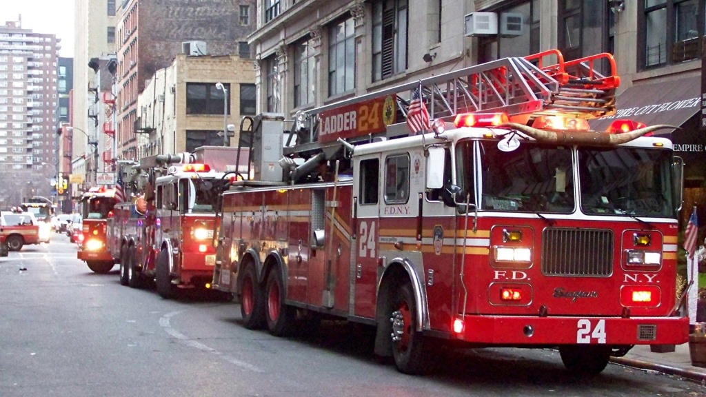 brandbil_newyork Tusentals anställda