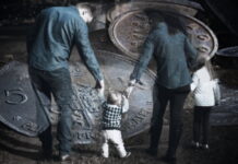 Låt dem äta tårta: Svenskarna sjunker djupare ner i fattigdom sjunker djupare ner i fattigdom Mads Palsvig