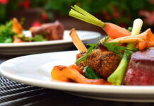 Mat som medicin: Banbrytande forskning visar att kost överträffar smärtstillande medel vid lindring av kronisk smärta Typ 2-diabetes kan hanteras måltidssekvensering Mat som medicin Lågkolhydratkost kan ersätta medicin