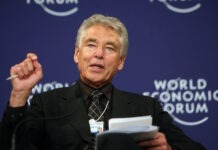 World Economic Forums nya ledare skärper globalistkritikers farhågor när Schwab avgår Schwab avgår