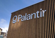 Palantirs 22-punktsmanifest kräver militär AI-makt och obligatorisk militärtjänst kontrollsystem av Palantir AI-makt