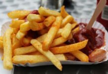 Kalifornien inför en lag för att fasa ut ultraprocessade livsmedel från skolmåltiderna fasa ut ultraprocessade livsmedel