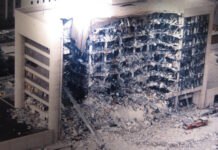Tucker Carlson fördjupar sig i bombdådet i Oklahoma City tillsammans med mormodern till två av offren bombdådet i Oklahoma City